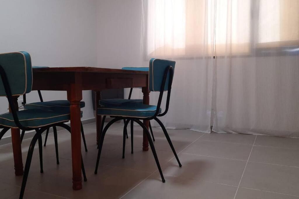 Departamento Calle Mendoza Albus -Acceso Rapido Ruta 22 General Roca Bagian luar foto